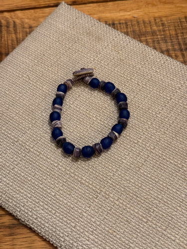 Sea glass and wampum bracelet