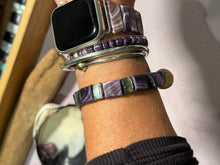 Mini abalone tile and quahog