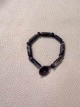 Tube and bead quahog bracelet